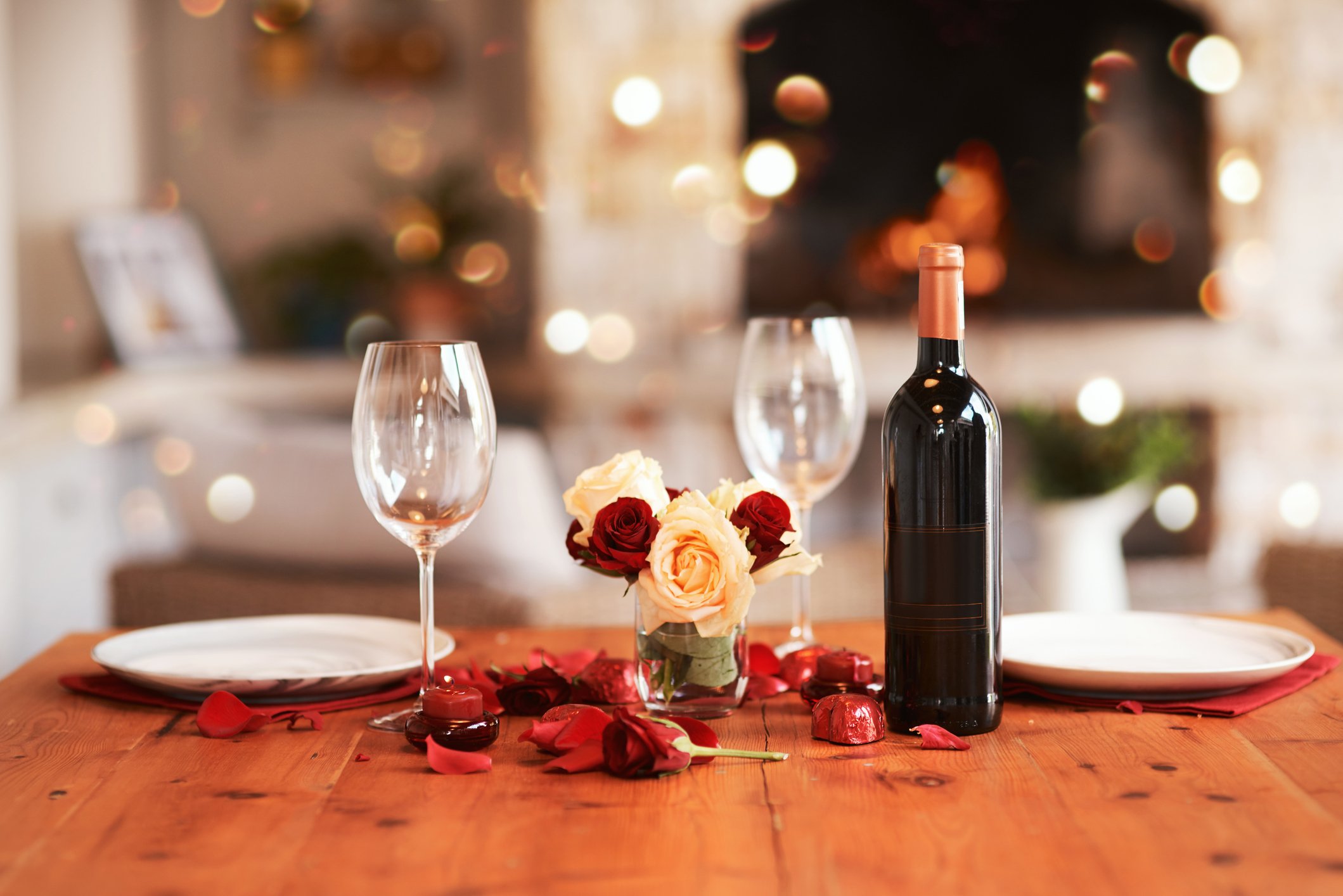 10 Delicious and Romantic Date Night Meals to Impress Your Partner